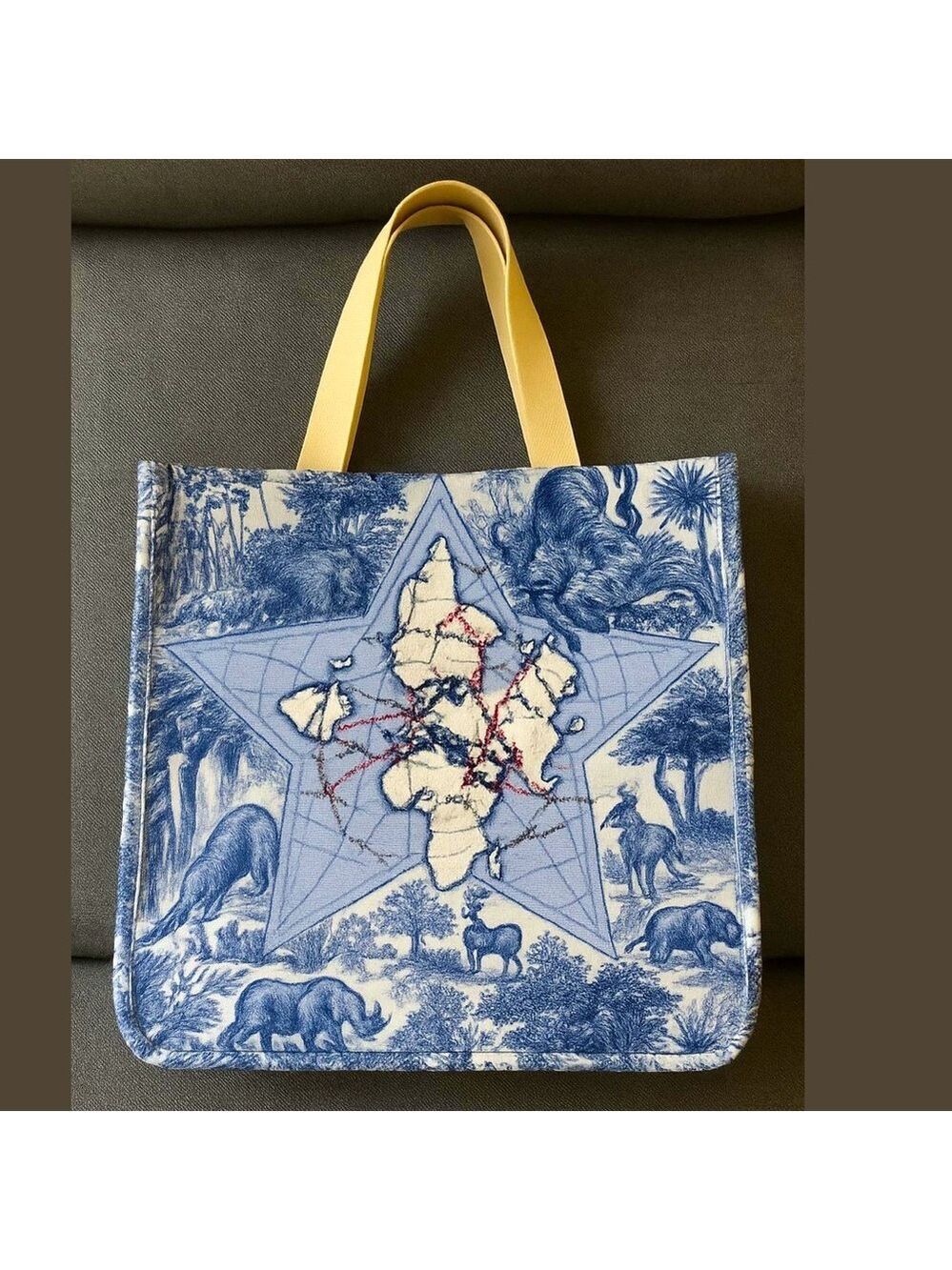 Dior Around the World Exclusive Beach Pool Tote Large Paper Straw Authentic